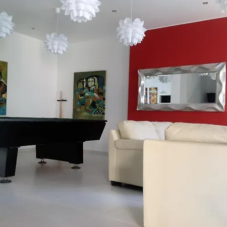8villa