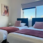 8villa Frühstückspension 4*