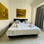 8villa 4* San Ġiljan