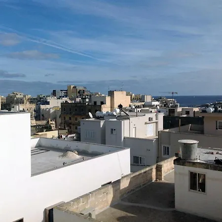 8villa * San Ġiljan