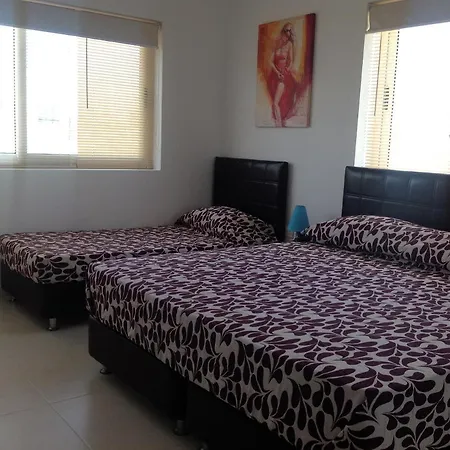 8villa 4* San Ġiljan