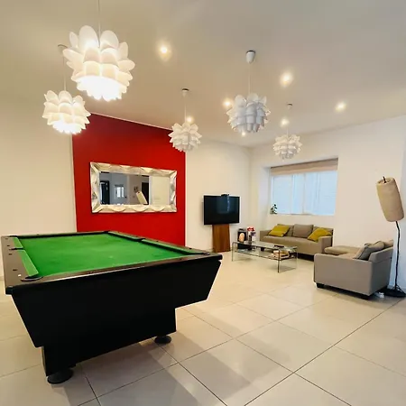 8villa Bed & Breakfast 3*