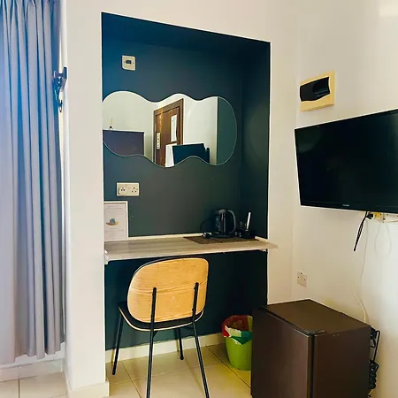 8villa Bed & Breakfast San Ġiljan