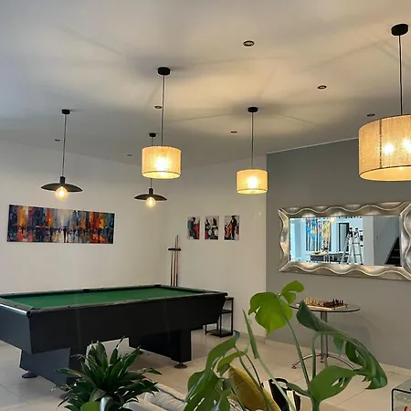 8villa