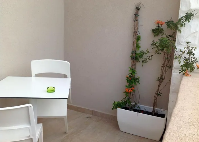 Bed & Breakfast 8villa 3*