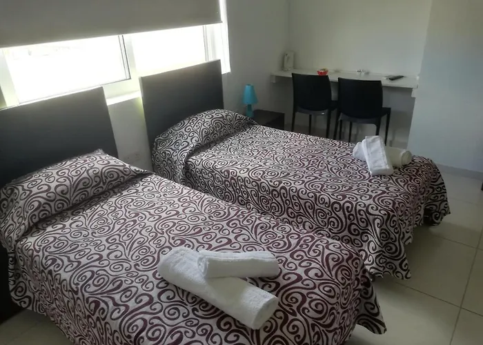 8villa Saint Julian's