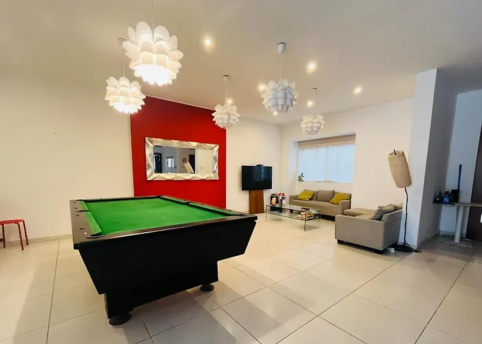 8villa Frühstückspension 3*