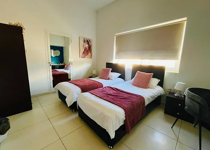 8villa 3* San Ġiljan