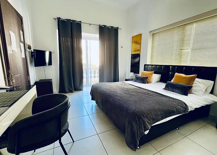 8villa Frühstückspension San Ġiljan