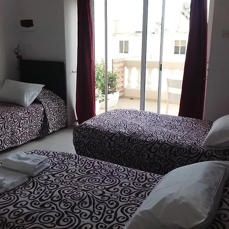 8villa 3* San Ġiljan